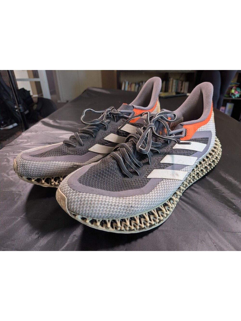 Adidas 4DFWD 2 Carbon Cloud White Metallic Mens Size 9 GX9250 Running Shoe